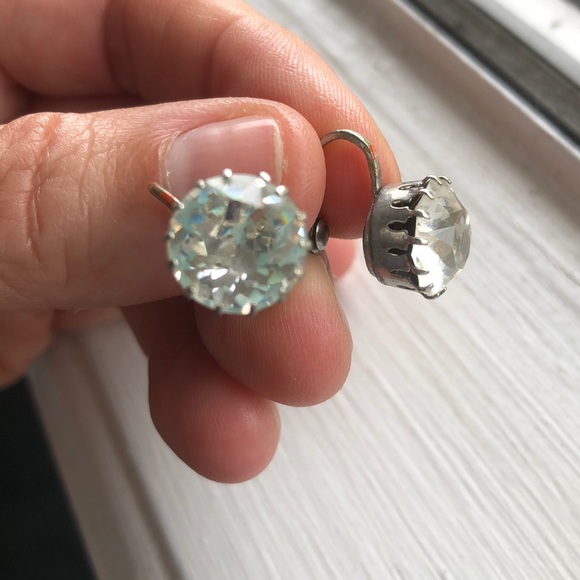 Big round vintage Rhinestone earrings - Picture 4 of 5